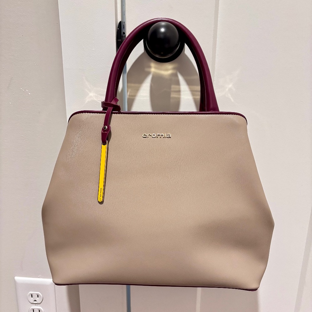 Cromia Authentic Italy leather Women Purse